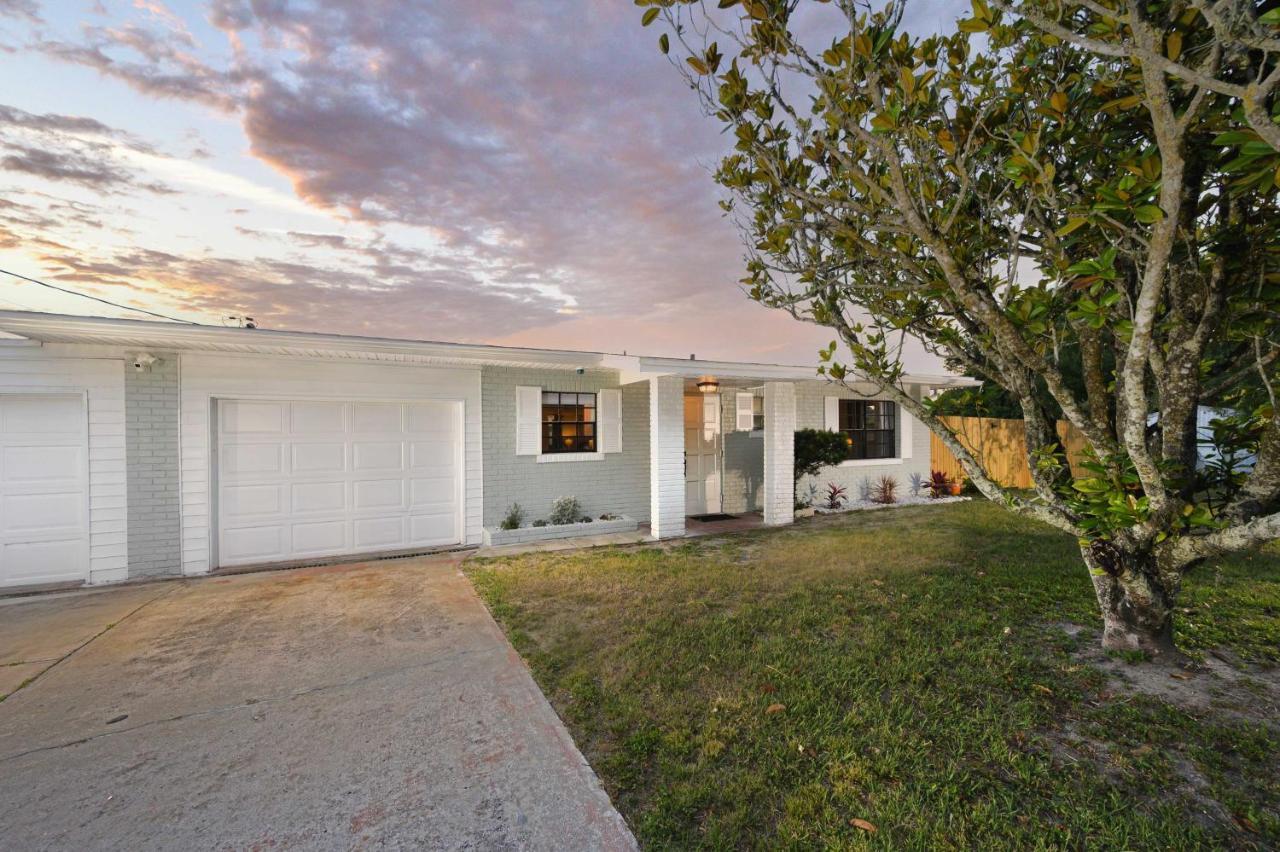 Lakefront Home With Screened Porch And Grill วินเทอร์เฮเวน ภายนอก รูปภาพ